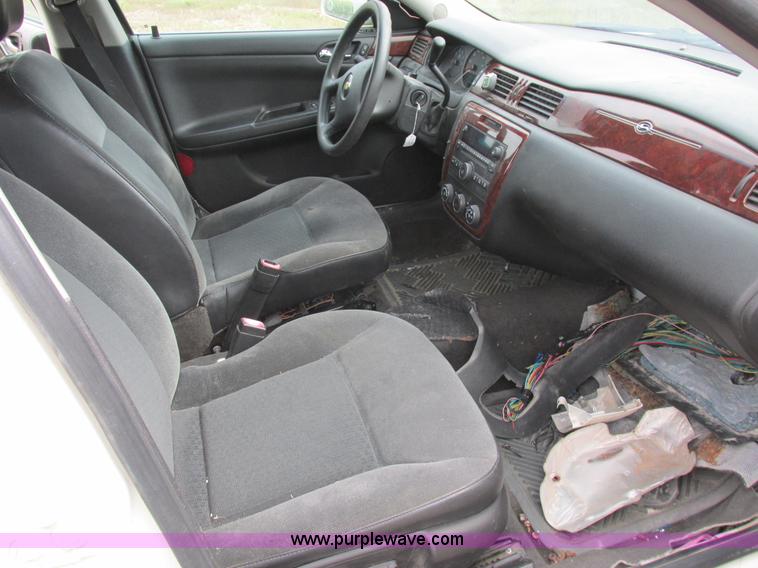 image for item L4036 2006 Chevrolet Impala Police