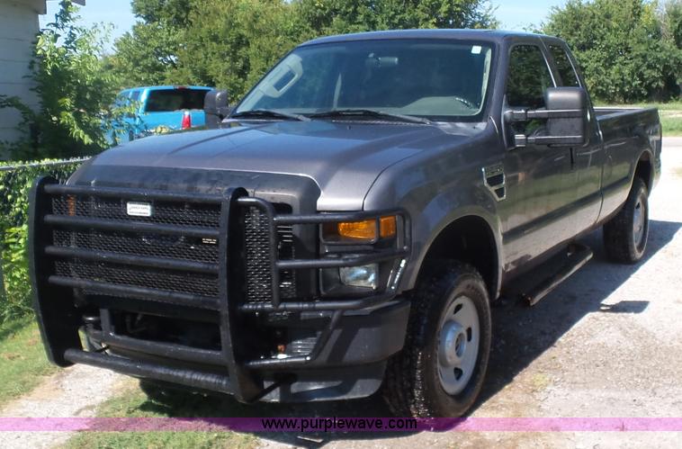 image for item L4759 2009 Ford F250 Super Duty SuperCab pickup truck