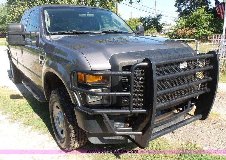 image for item L4759 2009 Ford F250 Super Duty SuperCab pickup truck