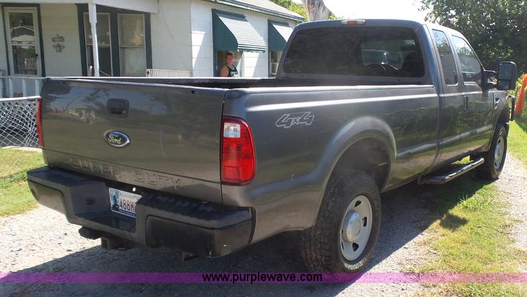 image for item L4759 2009 Ford F250 Super Duty SuperCab pickup truck