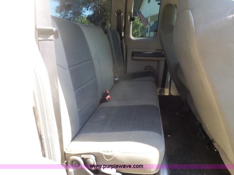 image for item L4759 2009 Ford F250 Super Duty SuperCab pickup truck