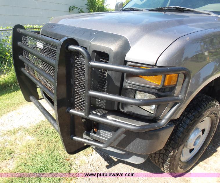 image for item L4759 2009 Ford F250 Super Duty SuperCab pickup truck