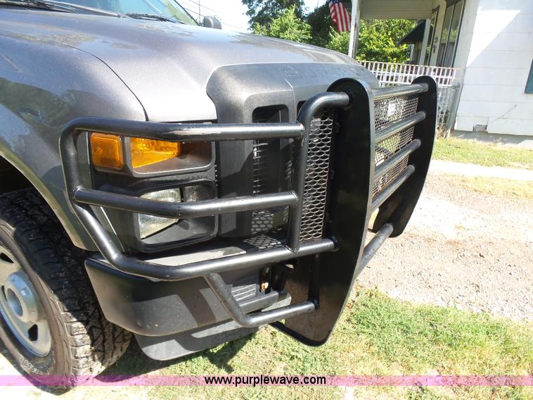 image for item L4759 2009 Ford F250 Super Duty SuperCab pickup truck