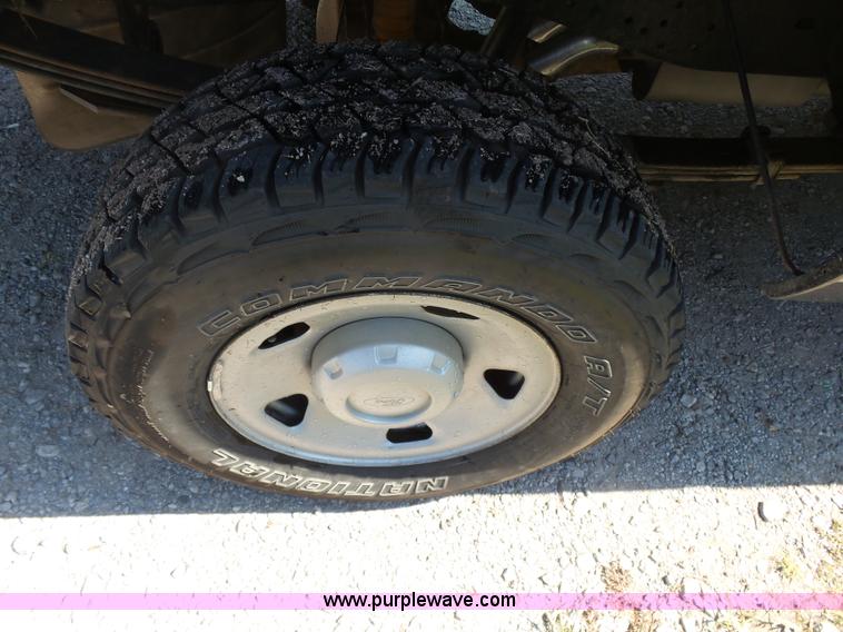 image for item L4759 2009 Ford F250 Super Duty SuperCab pickup truck