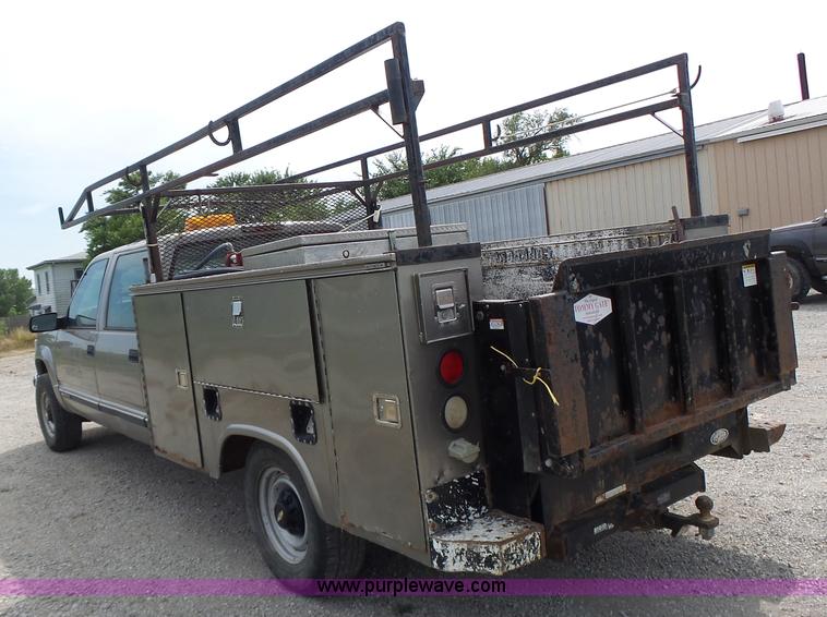 image for item L6232 2000 Chevrolet 3500 Crew Cab utility truck