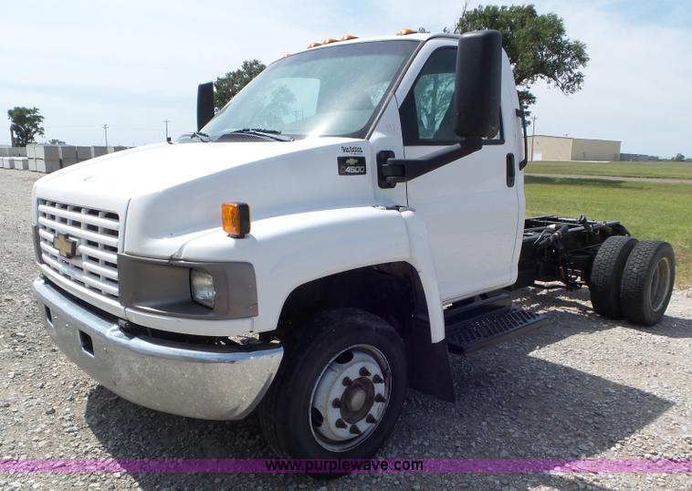 image for item L6959 2009 Chevrolet C4500 truck cab and chassis