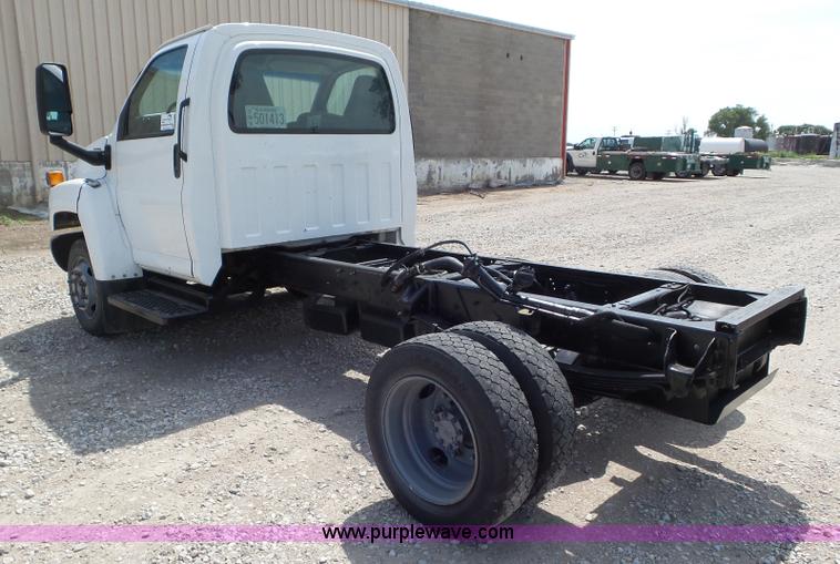 image for item L6960 2008 Chevrolet C4500 truck cab and chassis