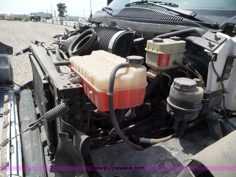 image for item L6960 2008 Chevrolet C4500 truck cab and chassis