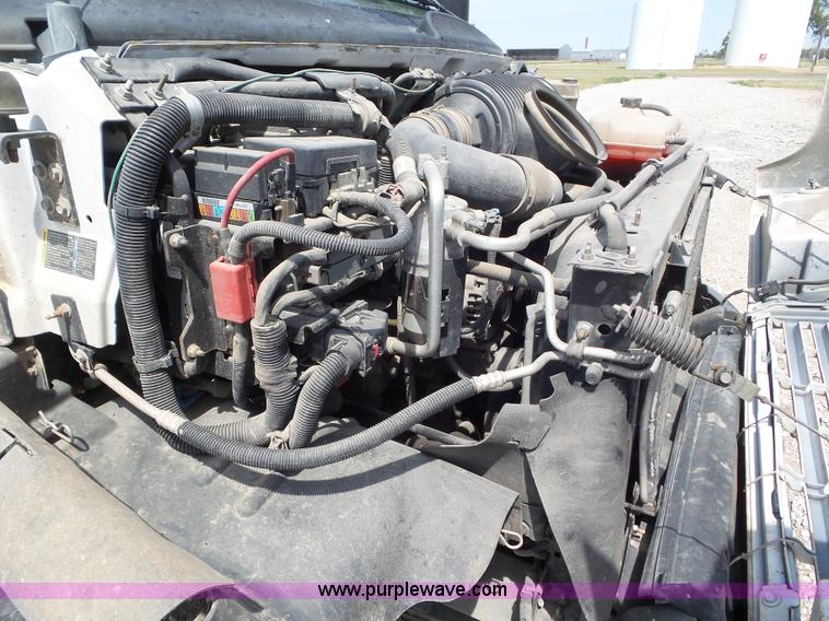 image for item L6960 2008 Chevrolet C4500 truck cab and chassis