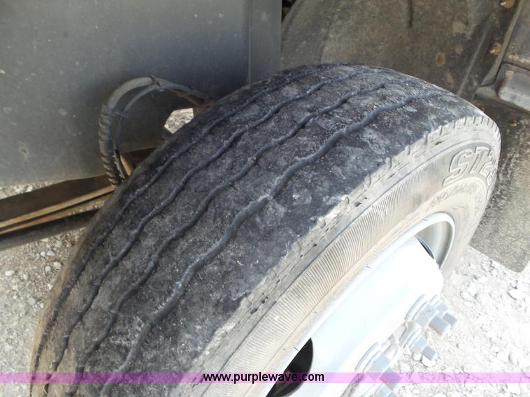 image for item L6960 2008 Chevrolet C4500 truck cab and chassis