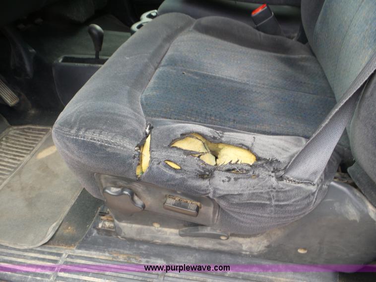 image for item L6977 2002 Chevrolet Silverado 1500 Ext. Cab pickup truck