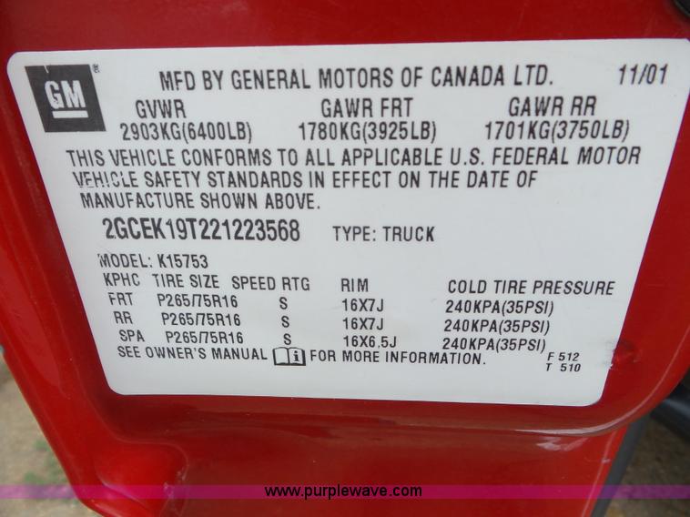 image for item L6977 2002 Chevrolet Silverado 1500 Ext. Cab pickup truck