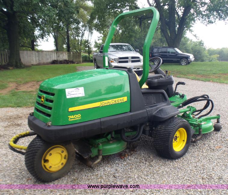 image for item L7125 2008 John Deere 7400 terrain cut rotary mower
