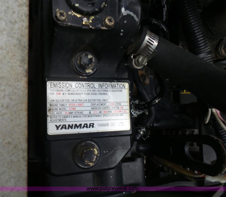 image for item L7125 2008 John Deere 7400 terrain cut rotary mower