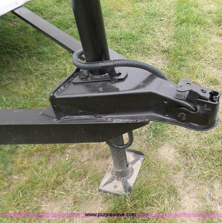 image for item N9462 1998 Blair enclosed cargo trailer