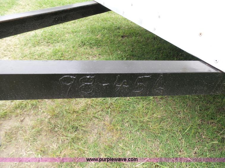 image for item N9462 1998 Blair enclosed cargo trailer