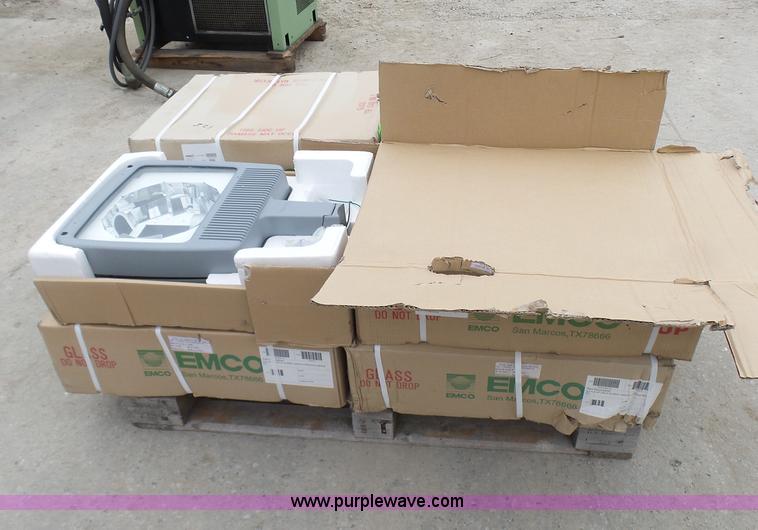 image for item N9463 (8) Emco parking lot lights