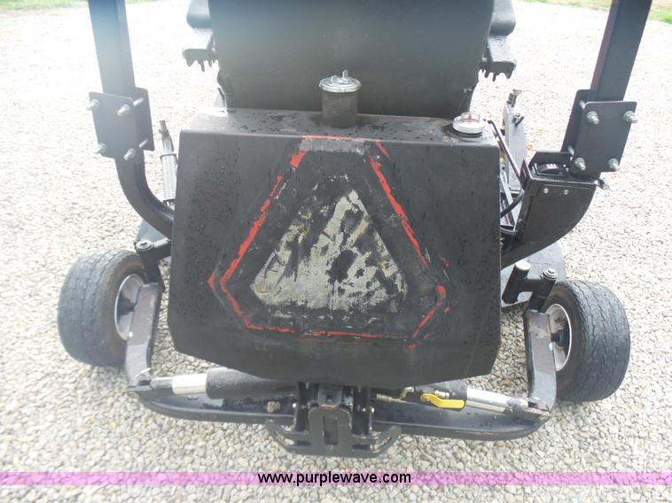 image for item N9466 2005 Harper DewEze ATM72LC slope mower