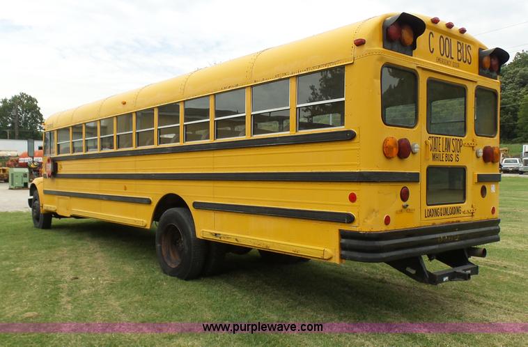 image for item N9467 1990 International 3700 bus