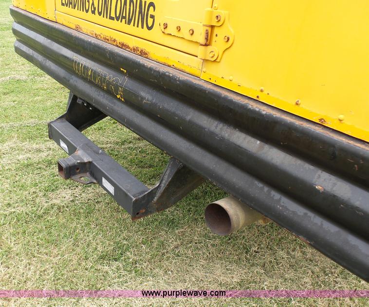 image for item N9467 1990 International 3700 bus