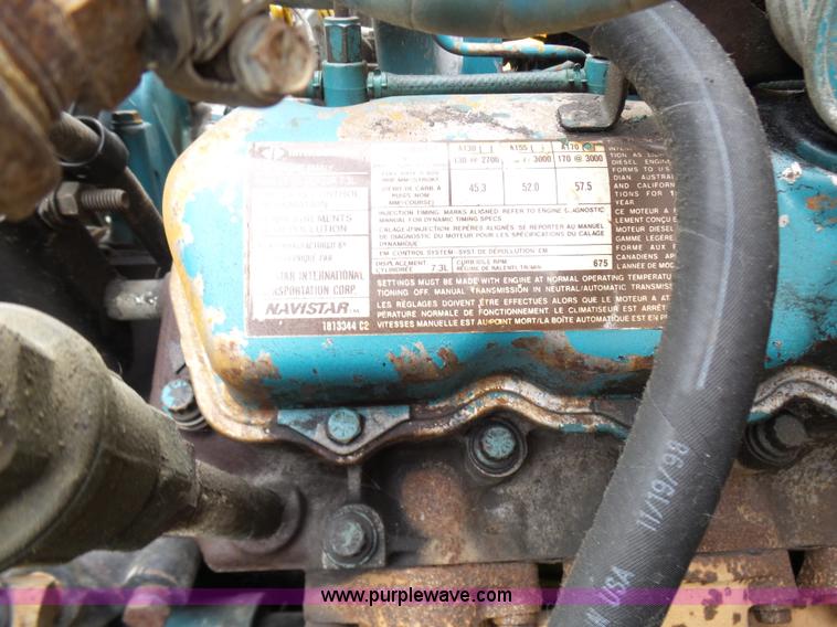 image for item N9467 1990 International 3700 bus