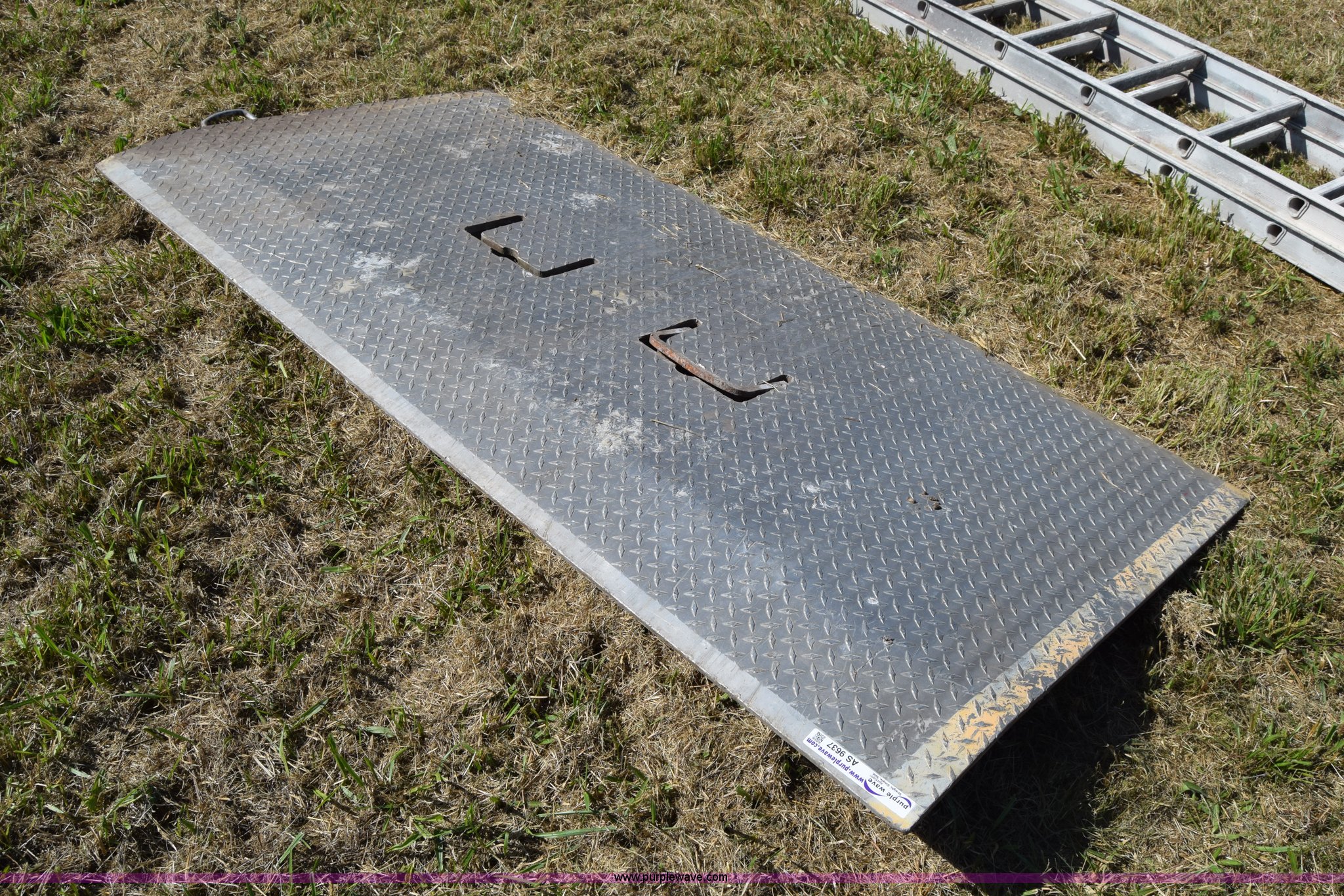 Aluminum dock plate in Wichita, KS Item AS9637 sold Purple Wave