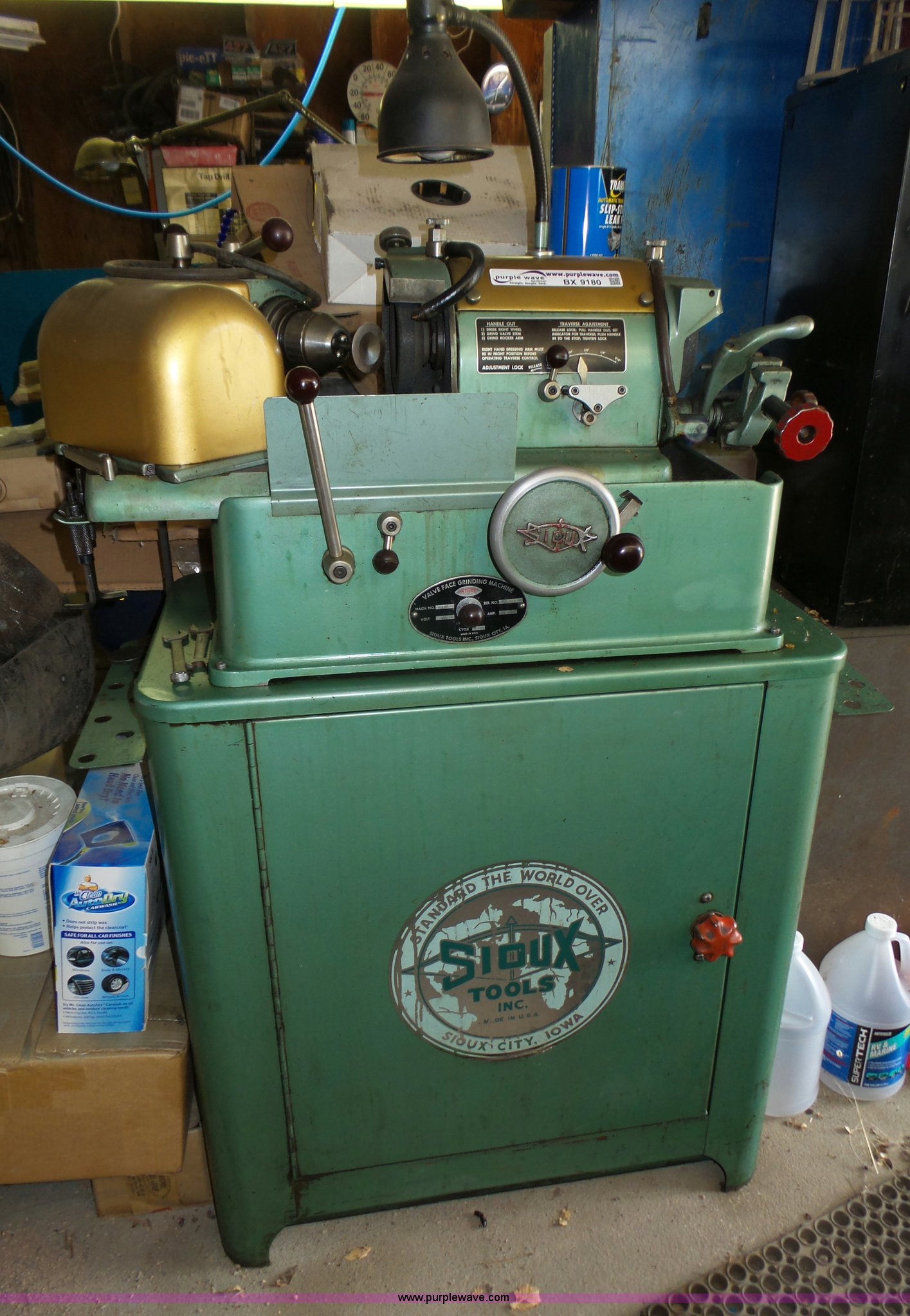 Sioux 685L valve grinding machine in Alexandria, NE Item BX9180 sold