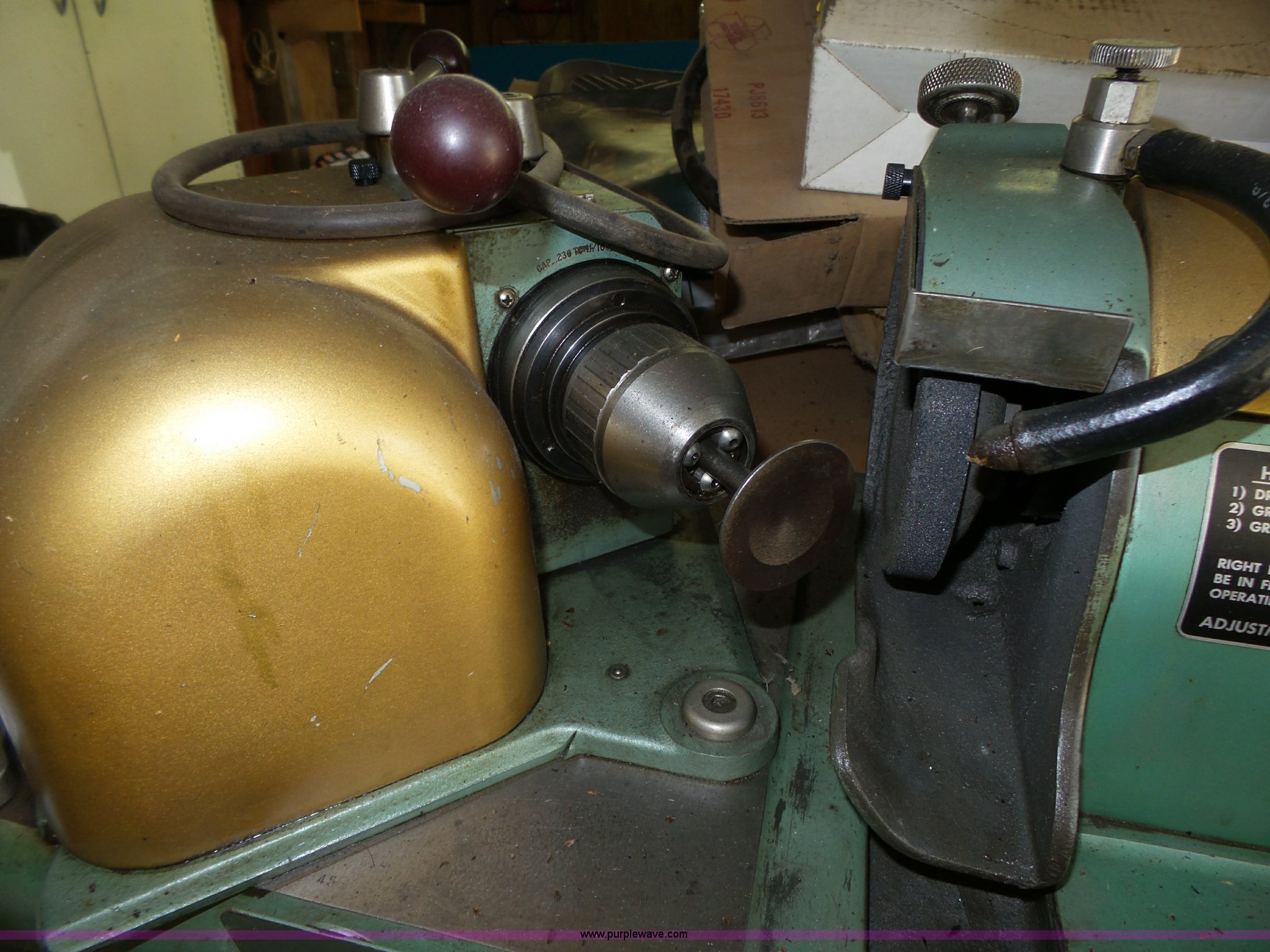 Sioux 685L valve grinding machine in Alexandria, NE Item BX9180 sold