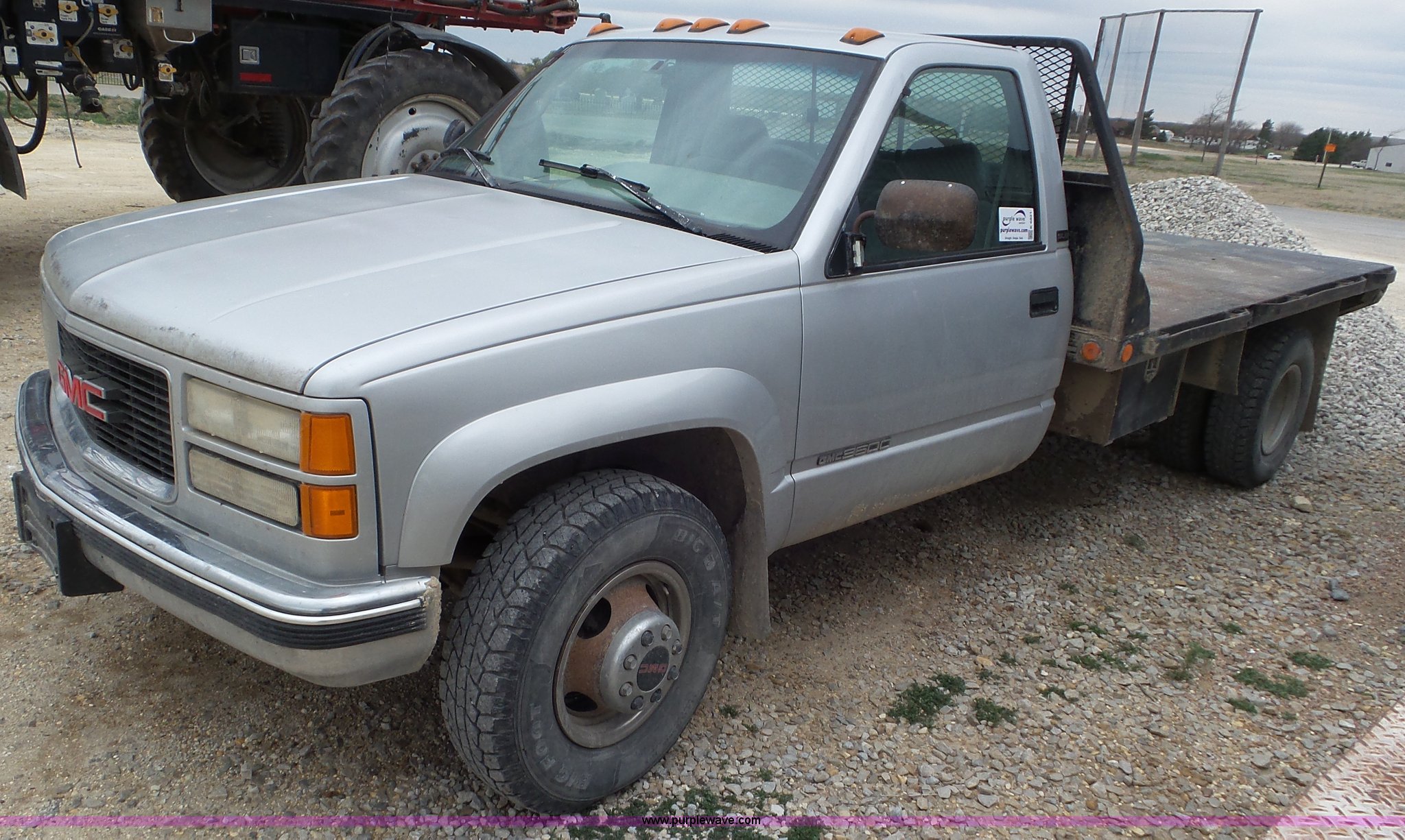 1996 GMC Sierra 3500 SLE flatbed pickup truck in Tipton, KS Item