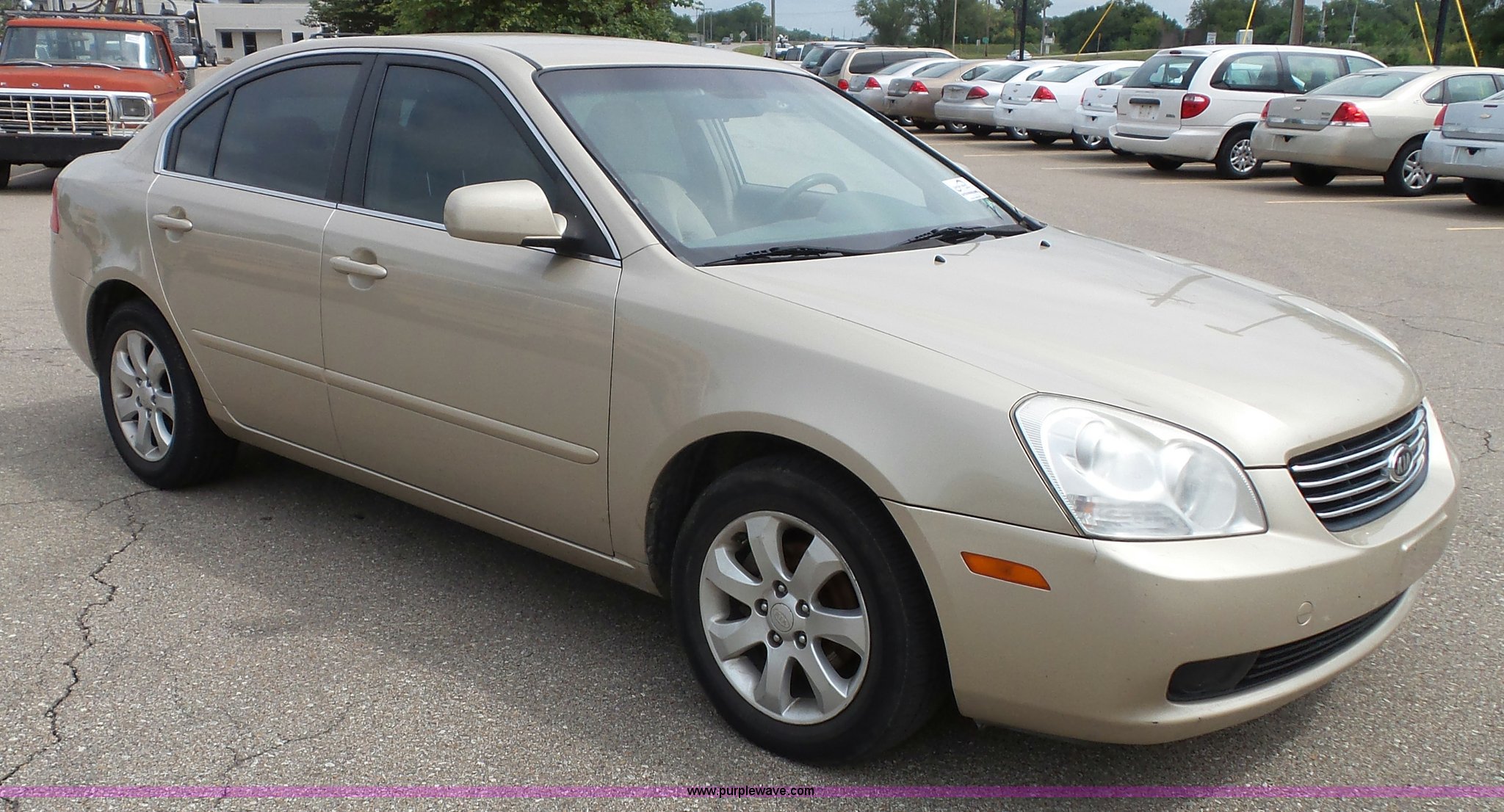 2007 Kia Optima LX in Manhattan, KS | Item K8246 sold | Purple Wave