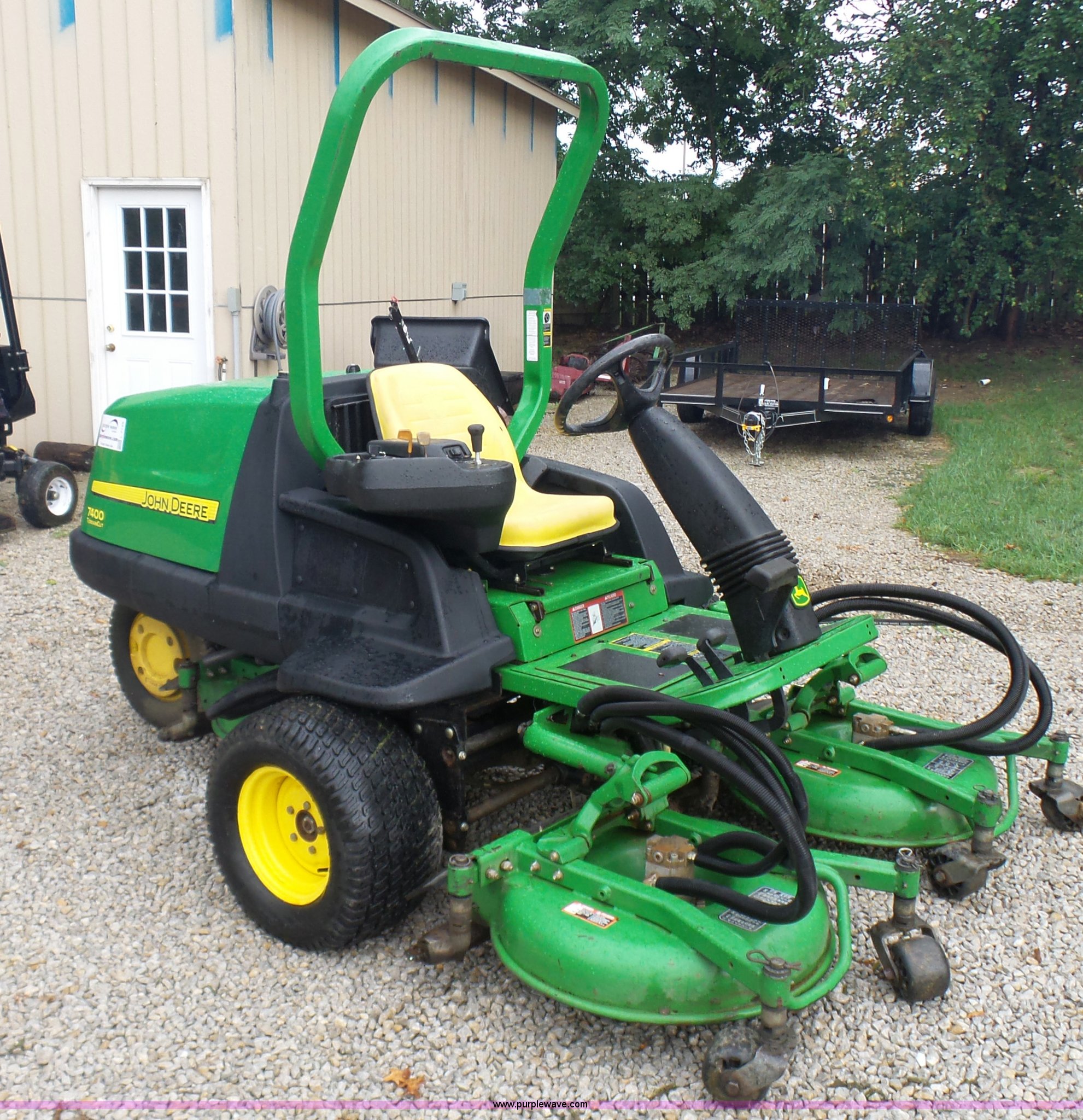 2008 John Deere 7400 terrain cut rotary mower in Independence, MO