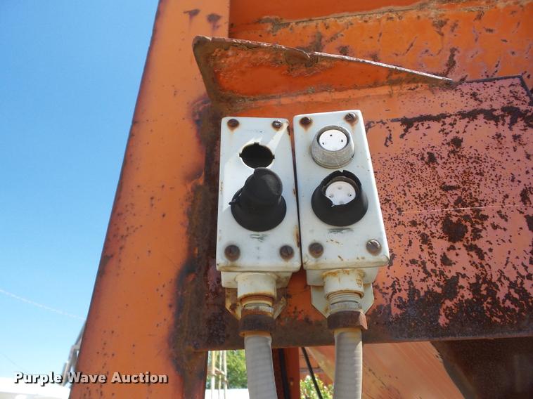 image for item AG9434 1977 Ross concrete batch plant