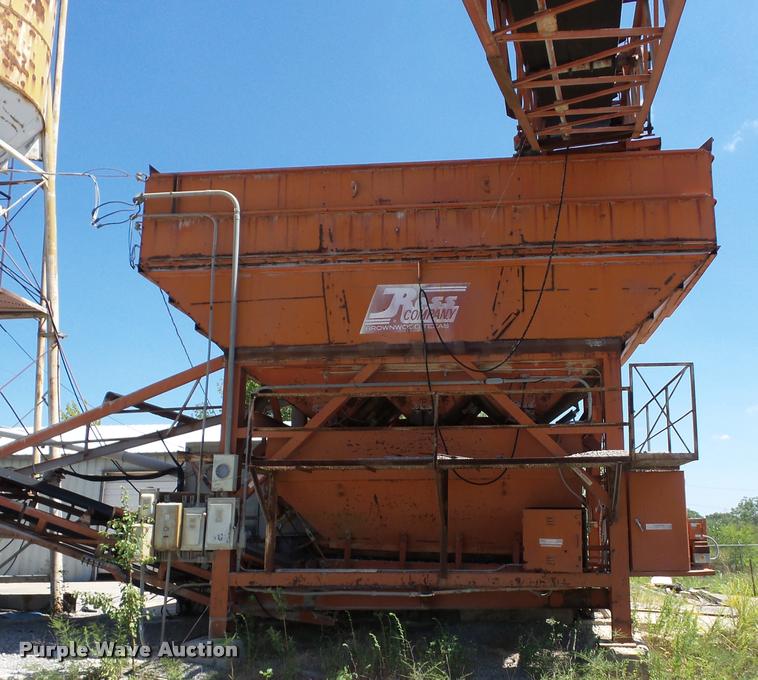 image for item AG9434 1977 Ross concrete batch plant