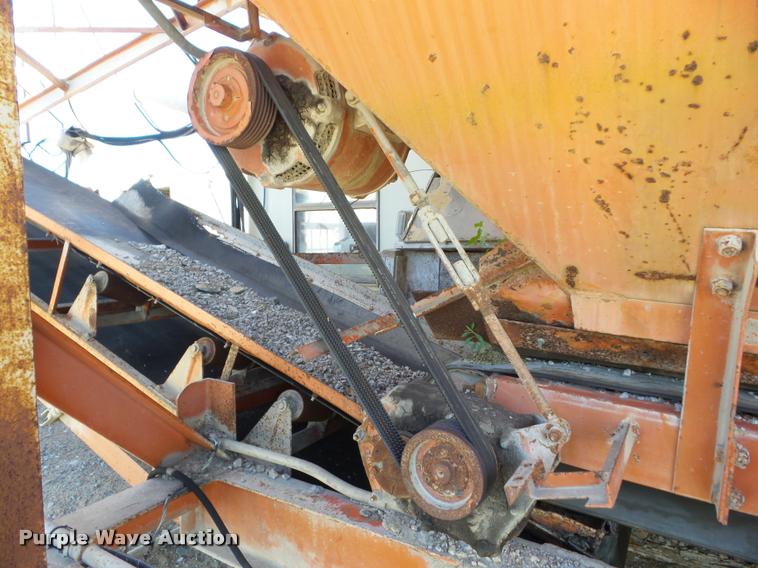 image for item AG9434 1977 Ross concrete batch plant