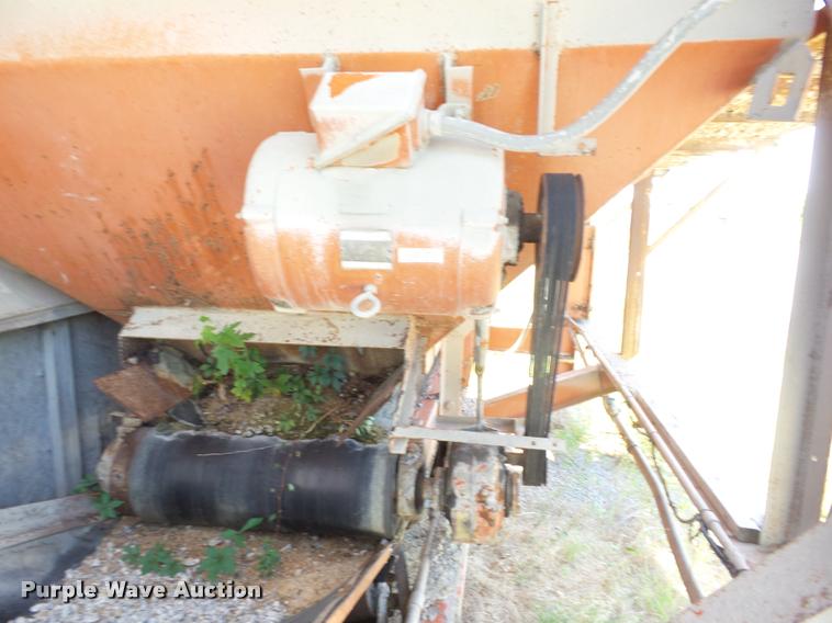 image for item AG9434 1977 Ross concrete batch plant