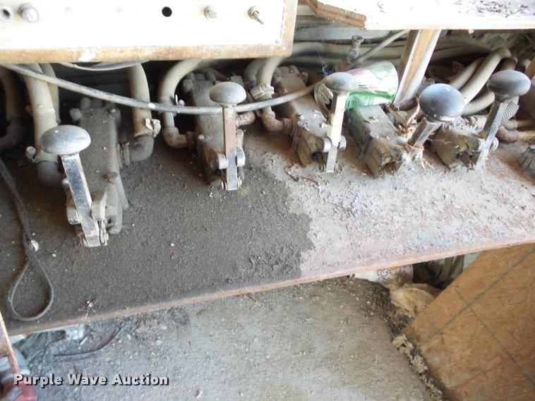 image for item AG9434 1977 Ross concrete batch plant