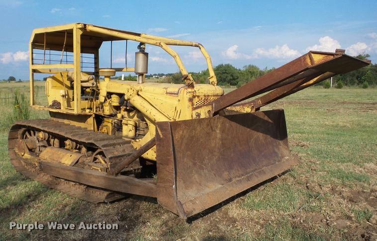 image for item AG9448 Caterpillar D6 dozer