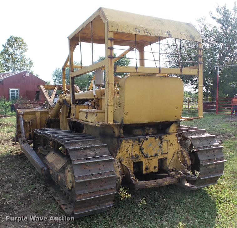 image for item AG9448 Caterpillar D6 dozer