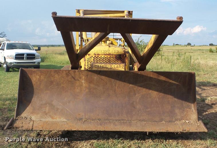 image for item AG9448 Caterpillar D6 dozer
