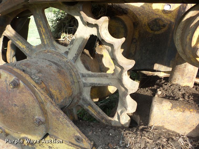 image for item AG9448 Caterpillar D6 dozer
