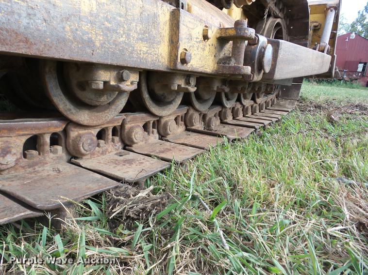 image for item AG9448 Caterpillar D6 dozer