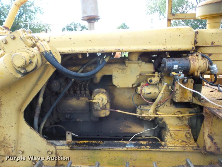 image for item AG9448 Caterpillar D6 dozer