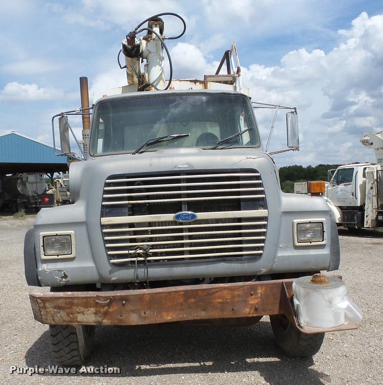 image for item AG9454 1997 Ford LNT8000 ANFO bulk handling truck