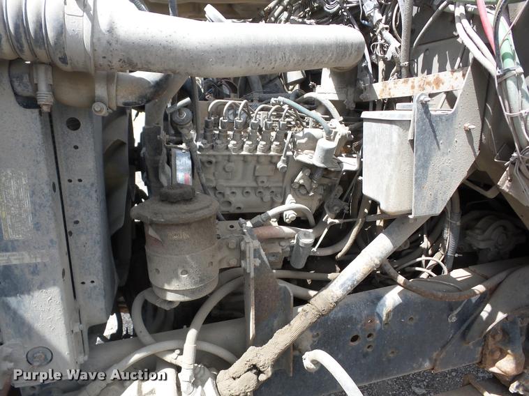 image for item AG9454 1997 Ford LNT8000 ANFO bulk handling truck