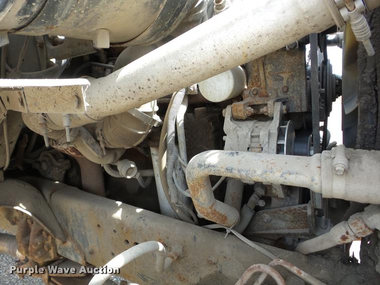 image for item AG9454 1997 Ford LNT8000 ANFO bulk handling truck