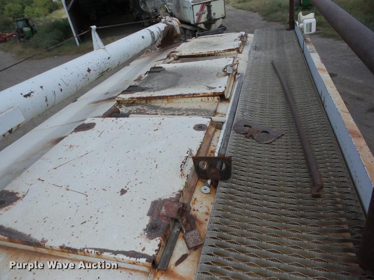 image for item AG9454 1997 Ford LNT8000 ANFO bulk handling truck