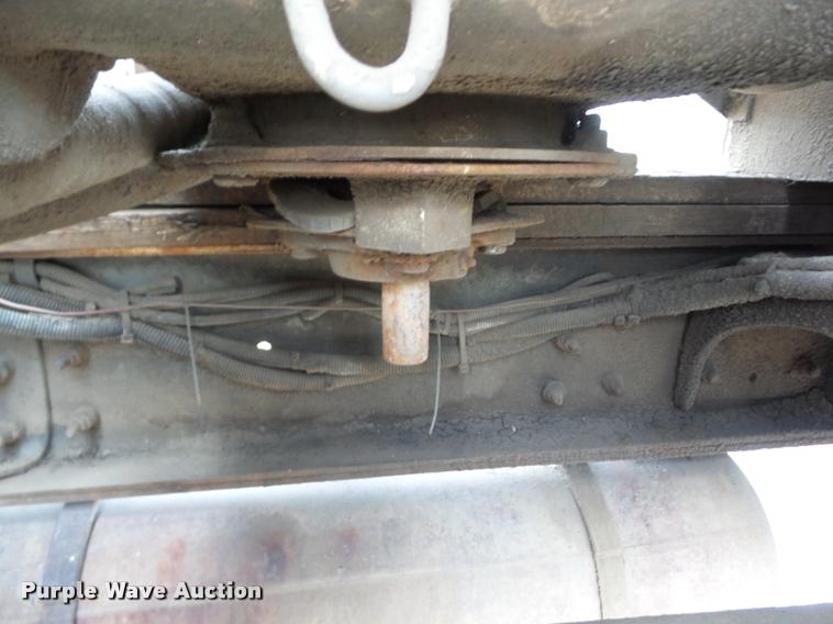 image for item AG9454 1997 Ford LNT8000 ANFO bulk handling truck