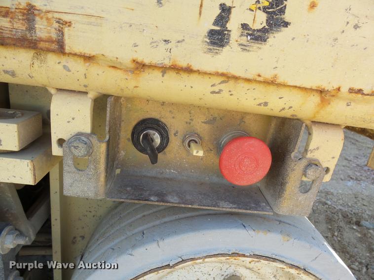 image for item AL9132 JLG 1932E2 scissor lift