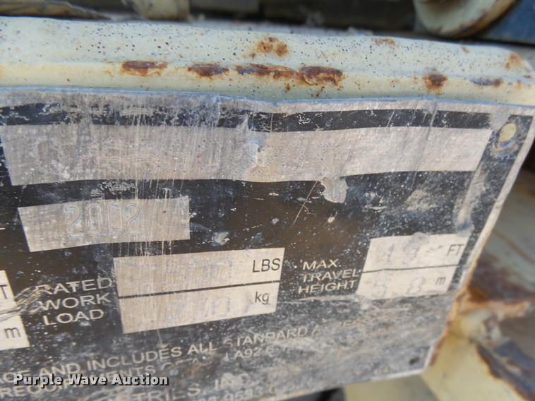 image for item AL9132 JLG 1932E2 scissor lift