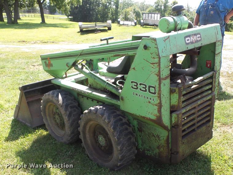image for item BG9707 Mustang 330 skid steer